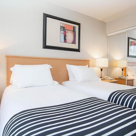 Sandman Suites Vancouver On Davie Esterno foto