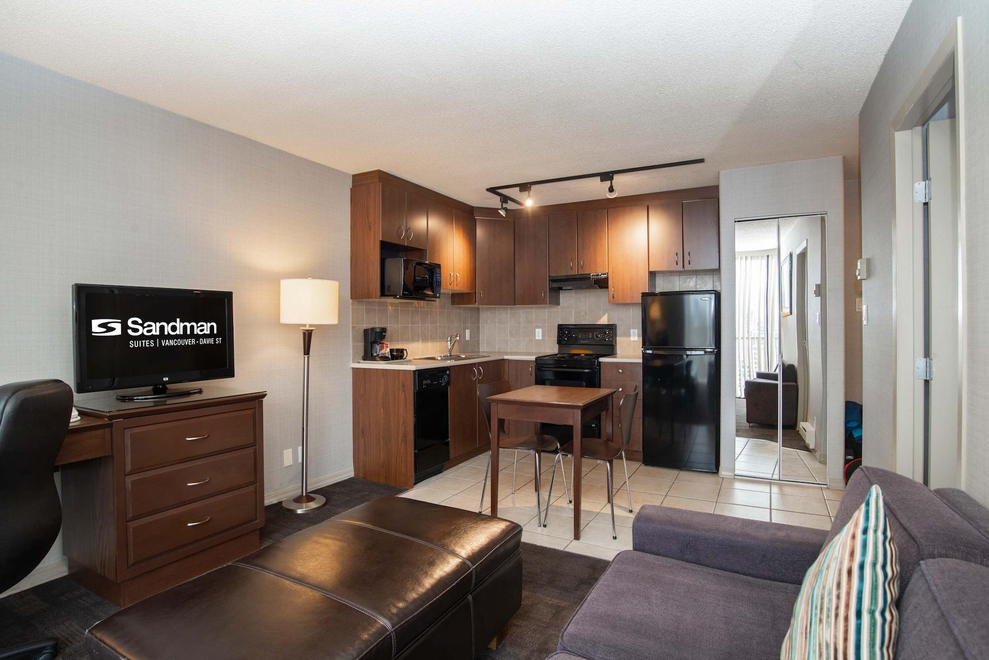 Sandman Suites Vancouver On Davie Esterno foto