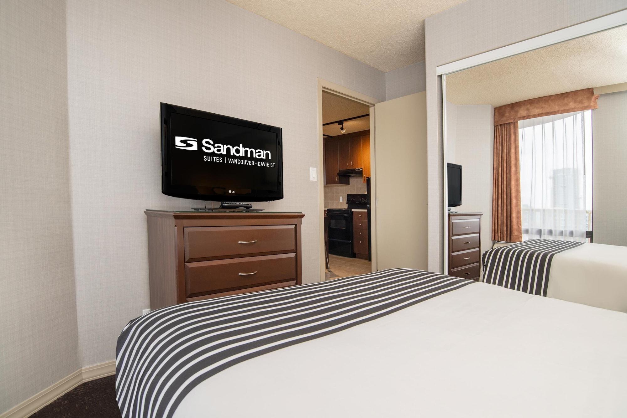 Sandman Suites Vancouver On Davie Esterno foto