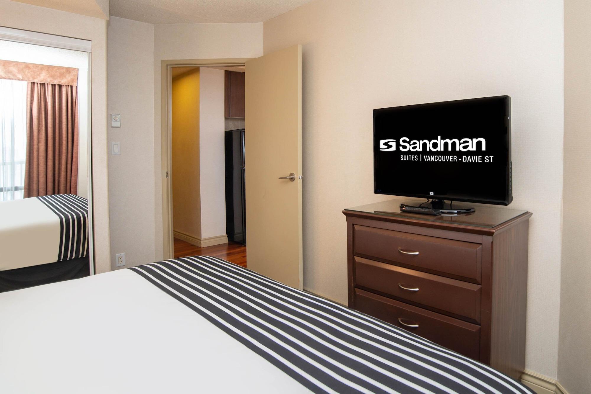 Sandman Suites Vancouver On Davie Esterno foto